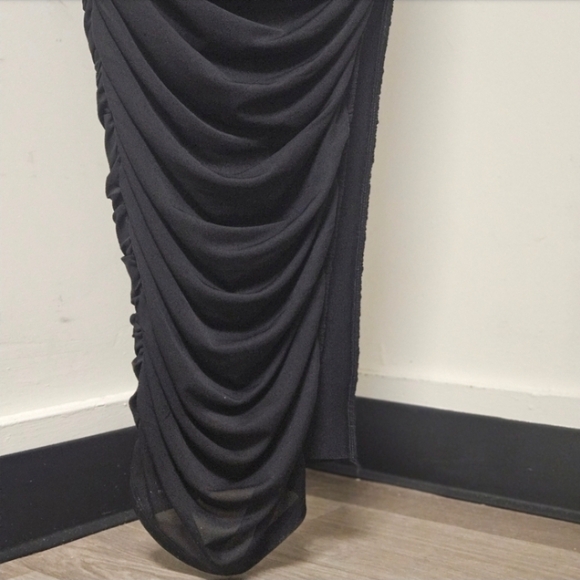 ELLIATT LORI PLUNGE NECK RUCHED SHEATH FORMAL DRESS WOMEN'S SIZE SMALL - Picture 8 of 16